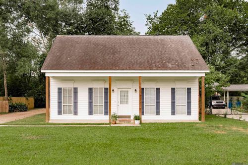 18529 Red Oak Dr, Prairieville, LA, 70769-3742 | Card Image