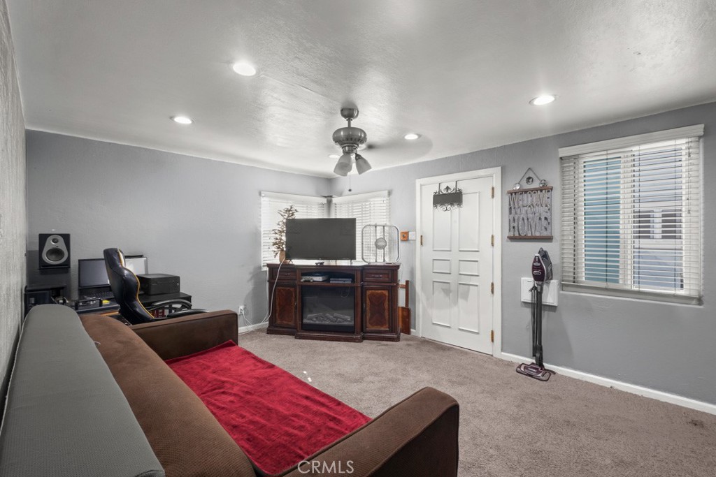 Residential in Inglewood 4