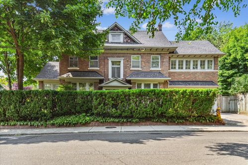 106 Douglas Dr, Toronto, ON, M4W2B4 | Card Image