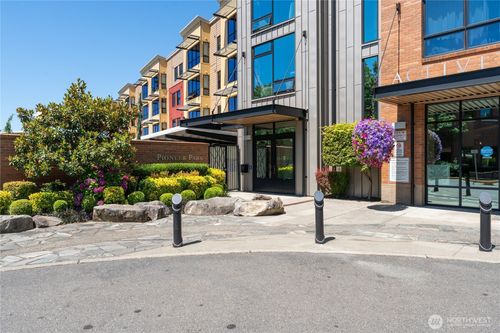 210-210 W W Pioneer, Puyallup, WA, 98371-5323 | Card Image