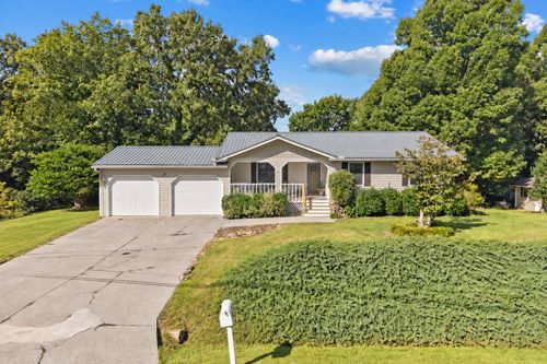 17 Pine St E, Chatsworth, GA, 30705-5126 | Card Image