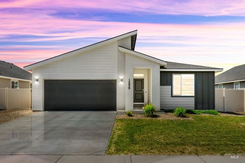 15639 Patriot Ave, Nampa, ID, 83651-8245 | Card Image