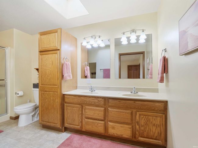 1224 E Edge Water Ct, House other with 3 bedrooms, 3 bathrooms and null parking in Decatur IN | Image 18
