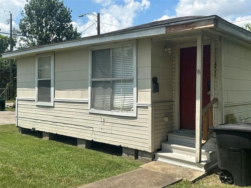 3923 Caplin St, Houston, TX, 77026-1405 | Card Image