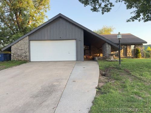 104 58th St, Tulsa, OK, 74105-7719 | Card Image