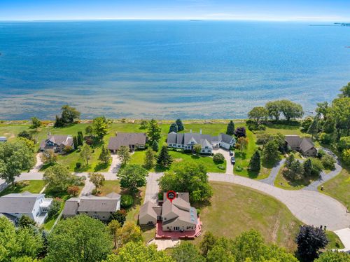 4101 Michigan Shores Dr, MENOMINEE, MI, 49858-1449 | Card Image