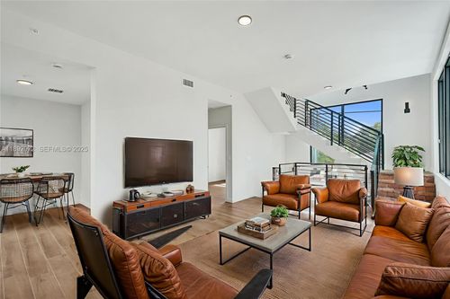 505 Ne 61st St, Miami, FL, 33137-2247 | Card Image