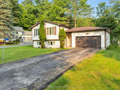 14 Duke St, Muskoka, ON, P0B1J0 | Card Image