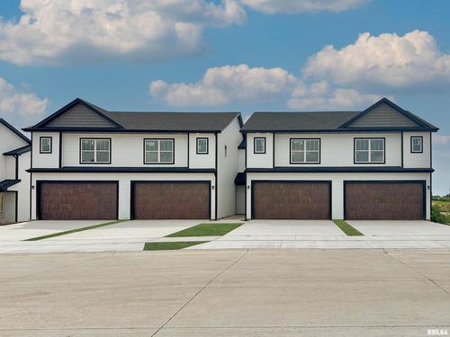 5922 Butterfield Ct, Bettendorf, IA, 52722 | Card Image