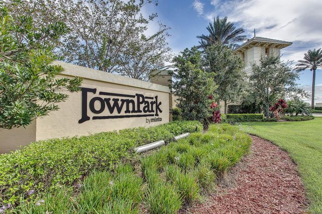 12578 Sw Sunrise Lake Ter, House other with 3 bedrooms, 3 bathrooms and null parking in Port St. Lucie FL | Image 42