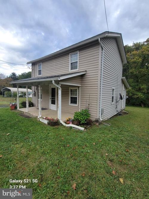 16385 Northwestern Pike, AUGUSTA, WV, 26704-2627 | Card Image