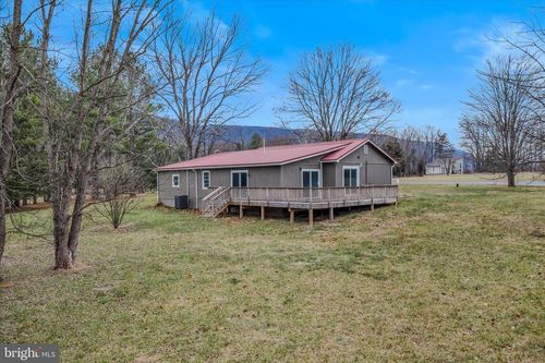 852 Stellar Way, GREAT CACAPON, WV, 25422 | Card Image