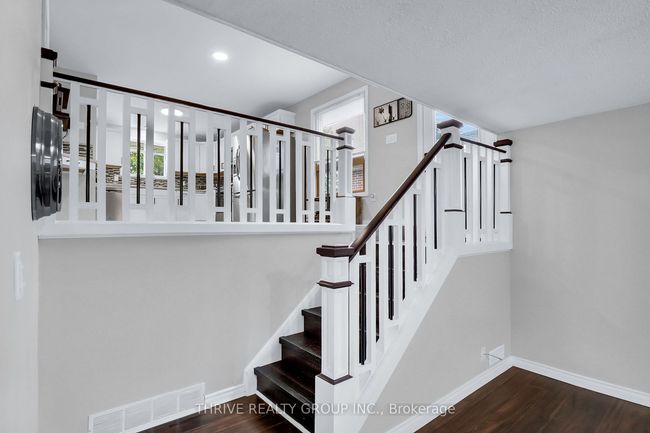 24 Portsmouth Rd, House other with 3 bedrooms, 2 bathrooms and 2 parking in London ON | Image 21