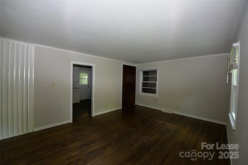 4120 Howie Cir, Charlotte, NC, 28205-1437 | Card Image