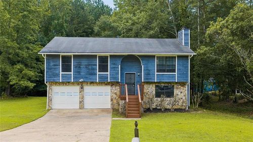 7055 Hania Dr, Fairburn, GA, 30213-3163 | Card Image