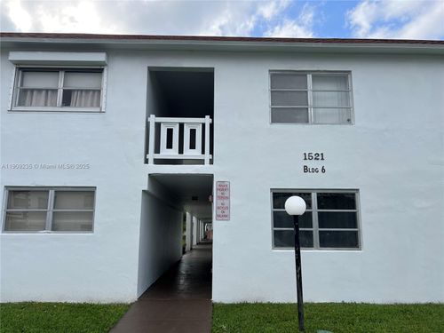 apt-107-1521 Nw 43rd Ave, Lauderhill, FL, 33313-5733 | Card Image