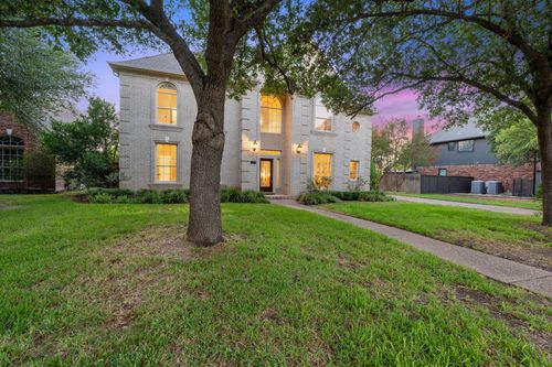 5204 Deerwood Court, Austin, TX, 78730 | Card Image