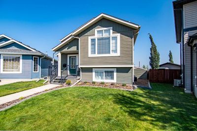 132 Oswald Close, House detached with 3 bedrooms, 3 bathrooms and 2 parking in Red Deer AB | Image 1