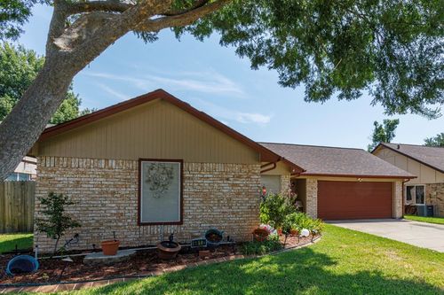 6912 Lyndale Dr, Watauga, TX, 76148-4217 | Card Image