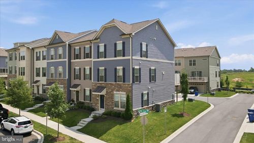 6105 Lemon Grass Ln, FREDERICK, MD, 21703-2988 | Card Image