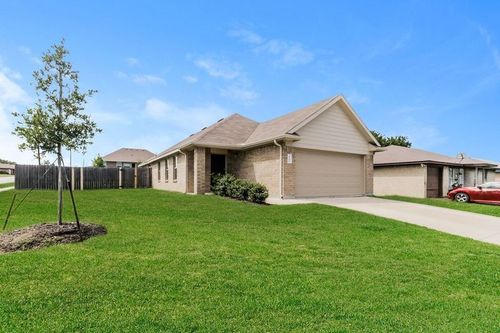 1500 Swallow Dr, Ennis, TX, 75119-7403 | Card Image