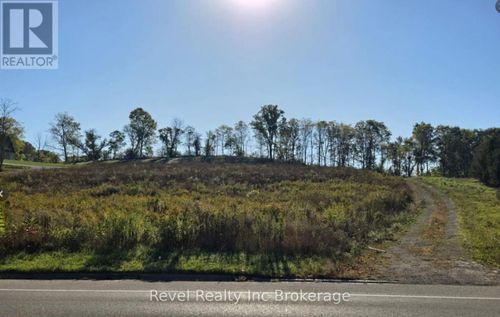 584518 Beachville Rd, South West Oxford, ON, N0J1A0 | Card Image