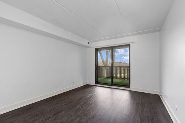 APT-304 - 917 Vose Dr, Condo with 2 bedrooms, 2 bathrooms and 1 parking in Gurnee IL | Image 10