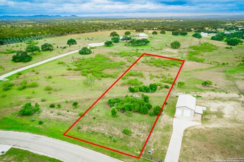 LOT 6, UNIT 1 Bridlegate Blvd, Bandera, TX, 78003 | Card Image