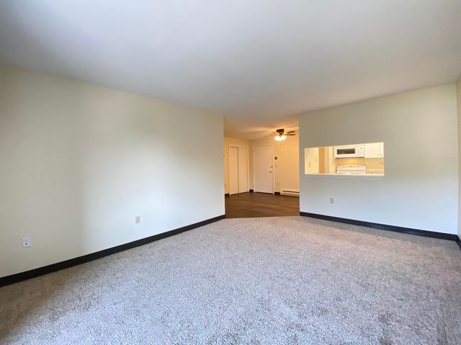 APT-303 - 173 Eastern Ave, Condo with 2 bedrooms, 1 bathrooms and null parking in Manchester NH | Image 19