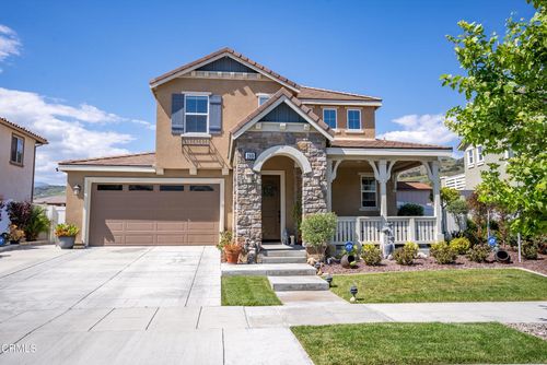 189 Azalea St, Fillmore, CA, 93015-2239 | Card Image