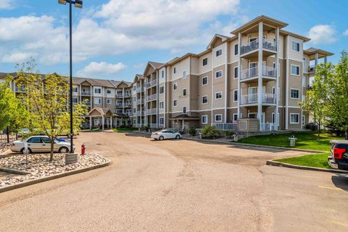 210-194 Sunrise Circle Sw, Medicine Hat, AB, T1B4P4 | Card Image