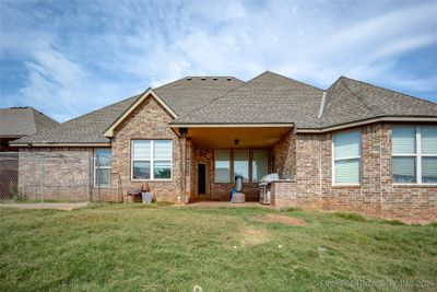 307 Summit, House other with 4 bedrooms, 2 bathrooms and null parking in Norman OK | Image 3