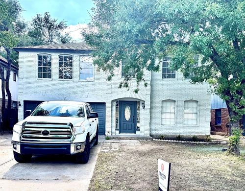 17518 Klamath Falls Dr, Round Rock, TX, 78681-3517 | Card Image