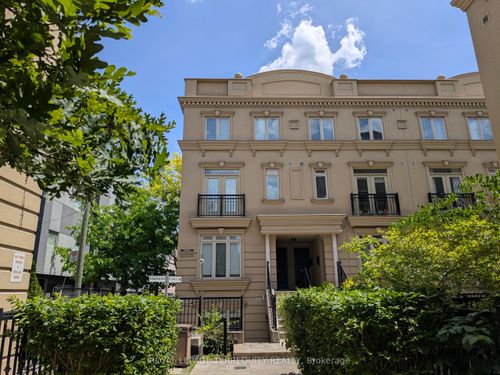 11-60 Carr St, Toronto, ON, M5T1B7 | Card Image