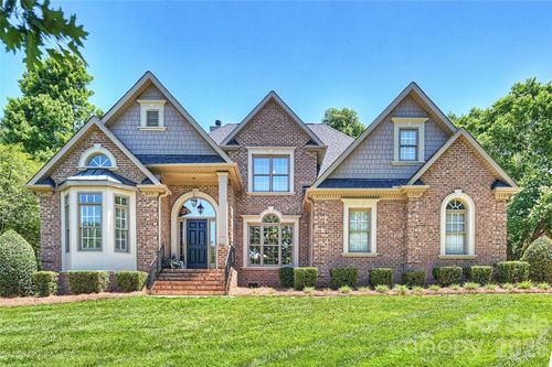 18400 Dembridge Drive, Davidson, NC, 28036 | Card Image
