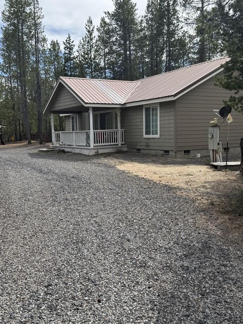 124868 Mowich St, Crescent Lake, OR, 97733-7125 | Card Image