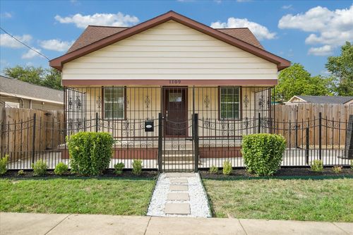 1109 Hays St, Houston, TX, 77009-6316 | Card Image