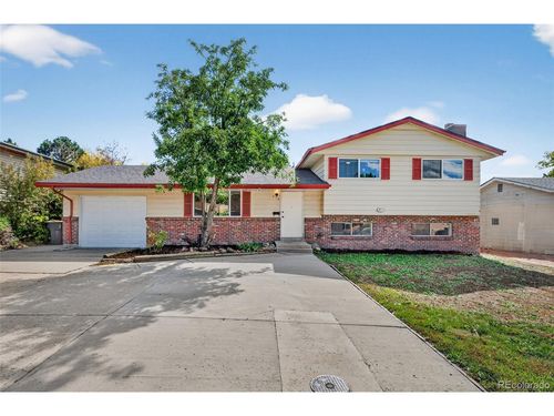 978 S Potomac Way, Aurora, CO, 80012-3570 | Card Image