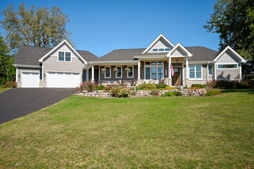 5N107 Burr Rd, St. Charles, IL, 60175-6106 | Card Image