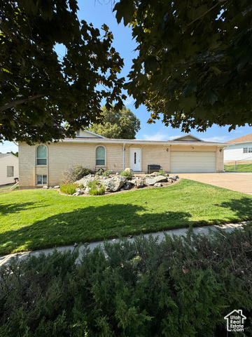 Cherry Ln, Kaysville, UT 84037