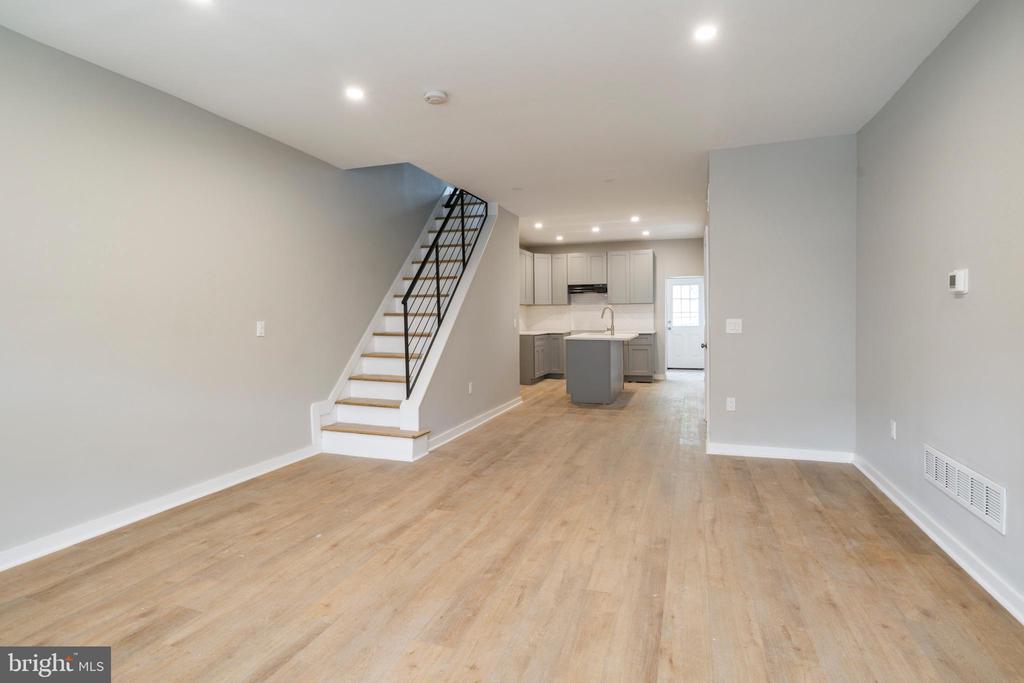 Reedland St, Philadelphia, PA 19142