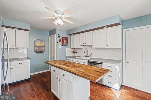 4640 E Stiles St, PHILADELPHIA, PA, 19137-1120 | Card Image