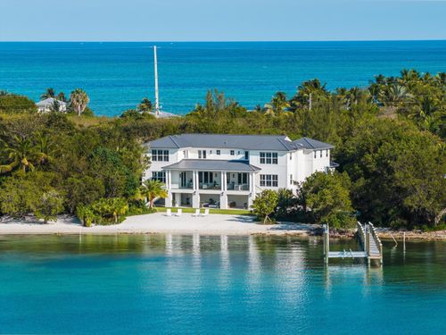 75840 Overseas Hwy, Islamorada, FL, 33036-4030 | Card Image