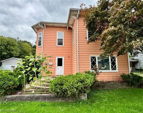 a-833 Main St, Conneaut, OH, 44030-2166 | Card Image