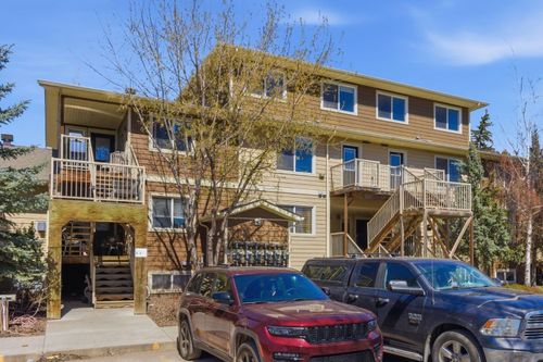 207-323 4th Ave, Strathmore, AB, T1P1B5 | Card Image