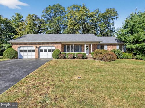 2096 Ashbury Dr, HARRISBURG, PA, 17112-1548 | Card Image