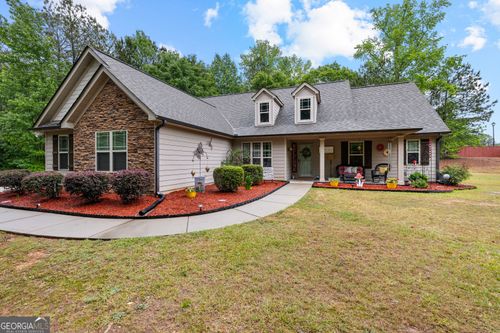 32 Brooks Lake Drive, Newnan, GA, 30263 | Card Image