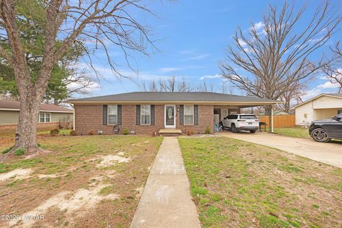 8064 Pillow Dr, Milan, TN, 38358-6316 | Card Image