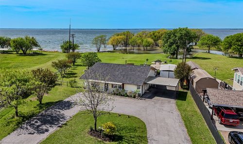 868 Briggs Blvd, East Tawakoni, TX, 75472-7120 | Card Image