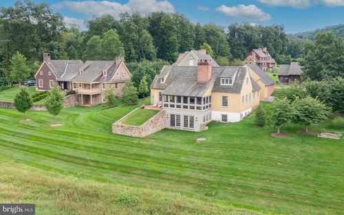 106 Orchard Hill Ln, ELVERSON, PA, 19520-8738 | Card Image